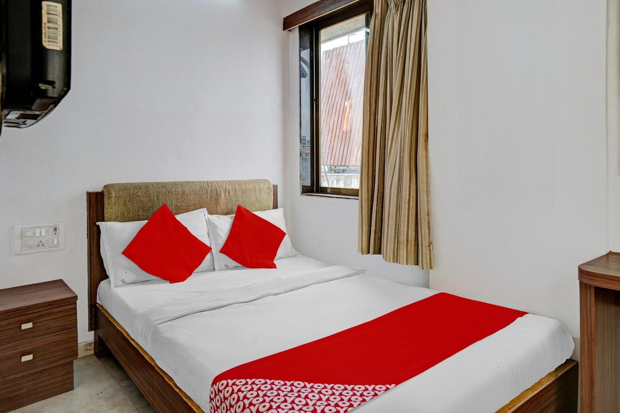 Hotel O Delight Inn Near Andheri Railway Station Bombay Extérieur photo